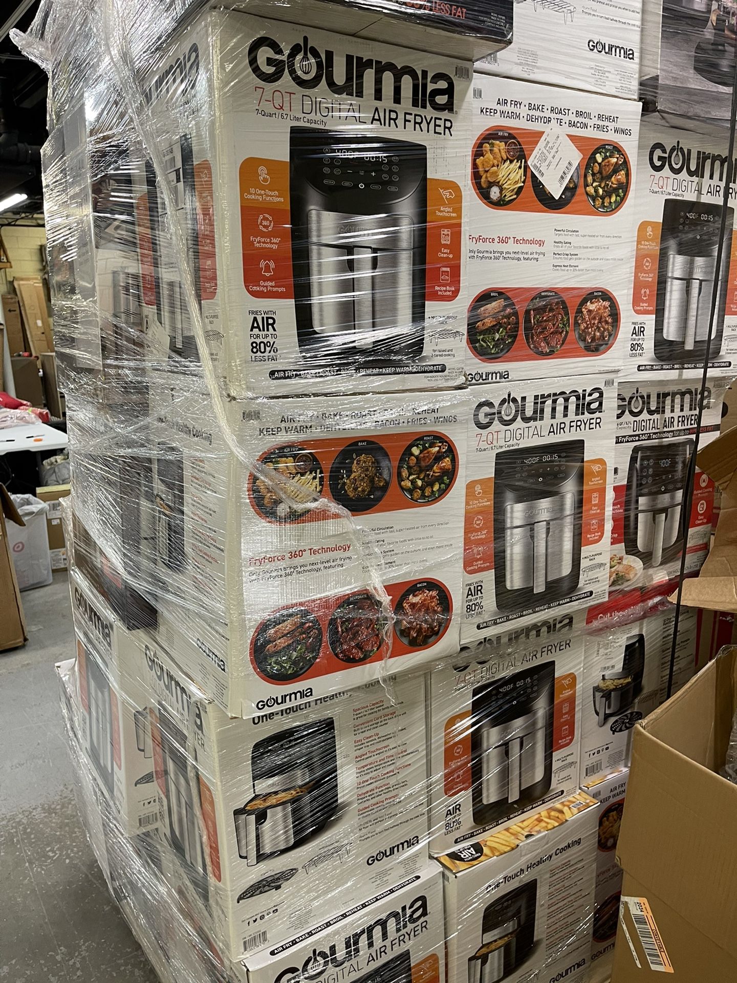 Air Fryer 6,7 Qt $49 Each 13 Qt $99 Each