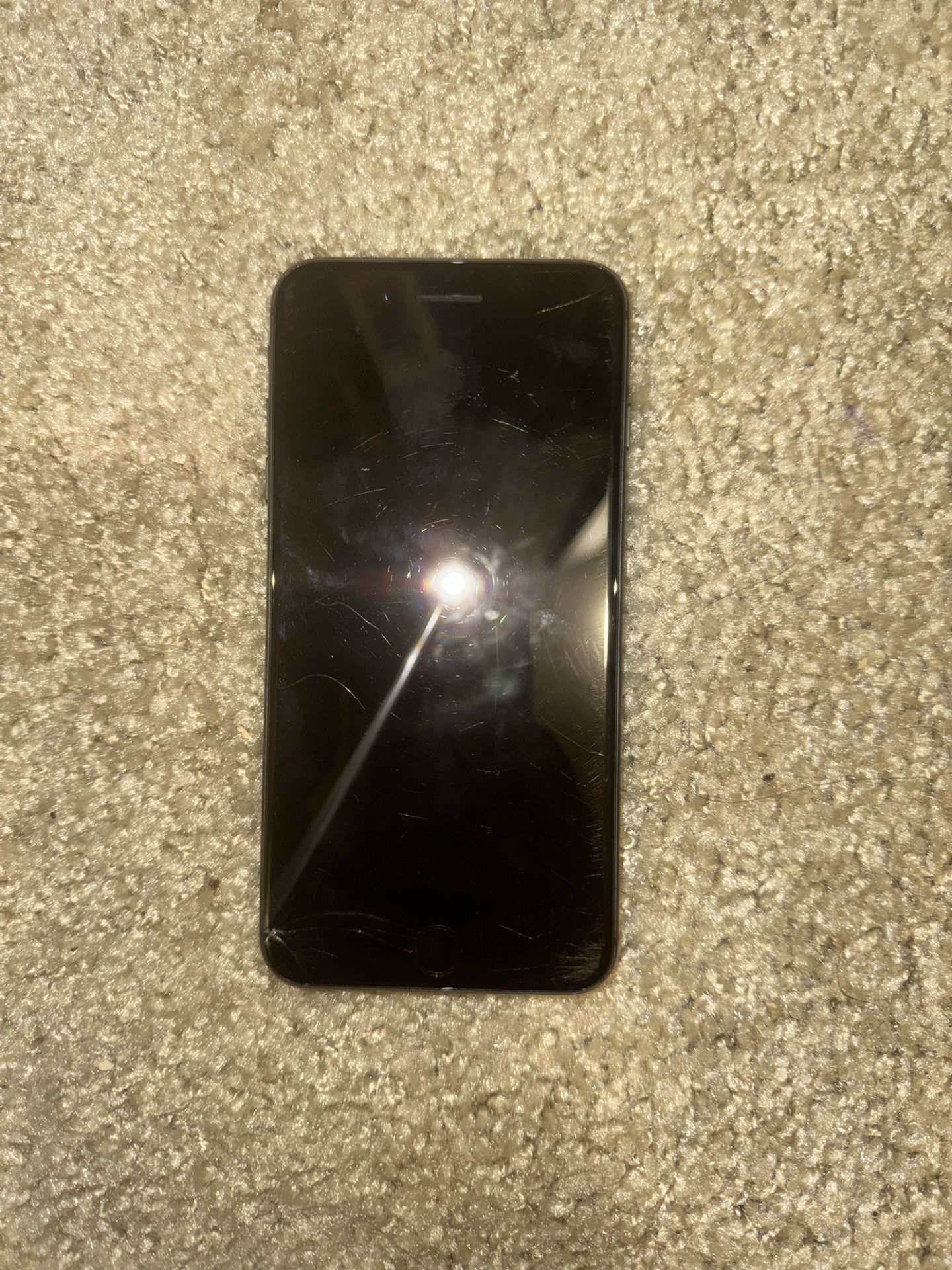 iPhone 8+ and Charging Cables