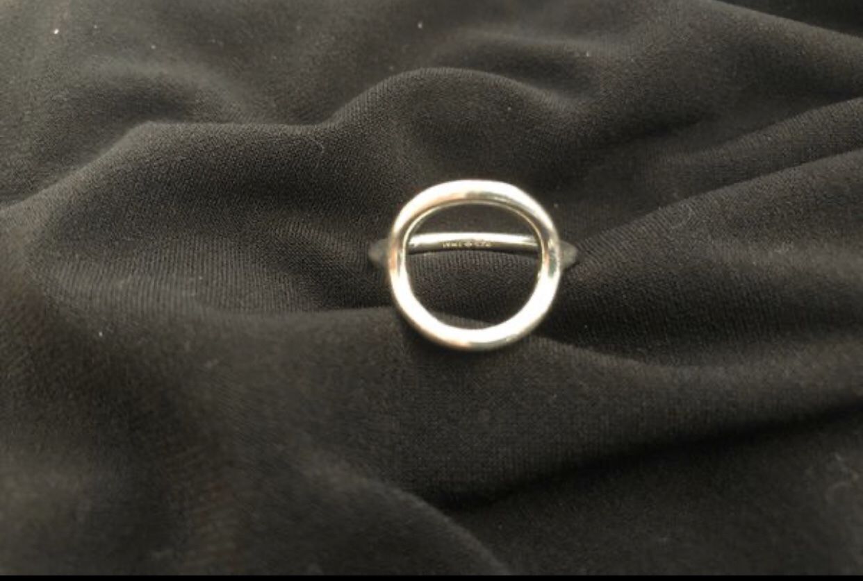 Silpada Sterling Silver Karma Ring