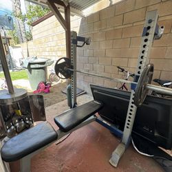 Fitness Gear bench for sale with safety spotter arms Adjustable seat