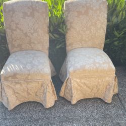 Cute Very Comfortable And Sturdy Accent Or Dining Chairs in Excellent Condition 