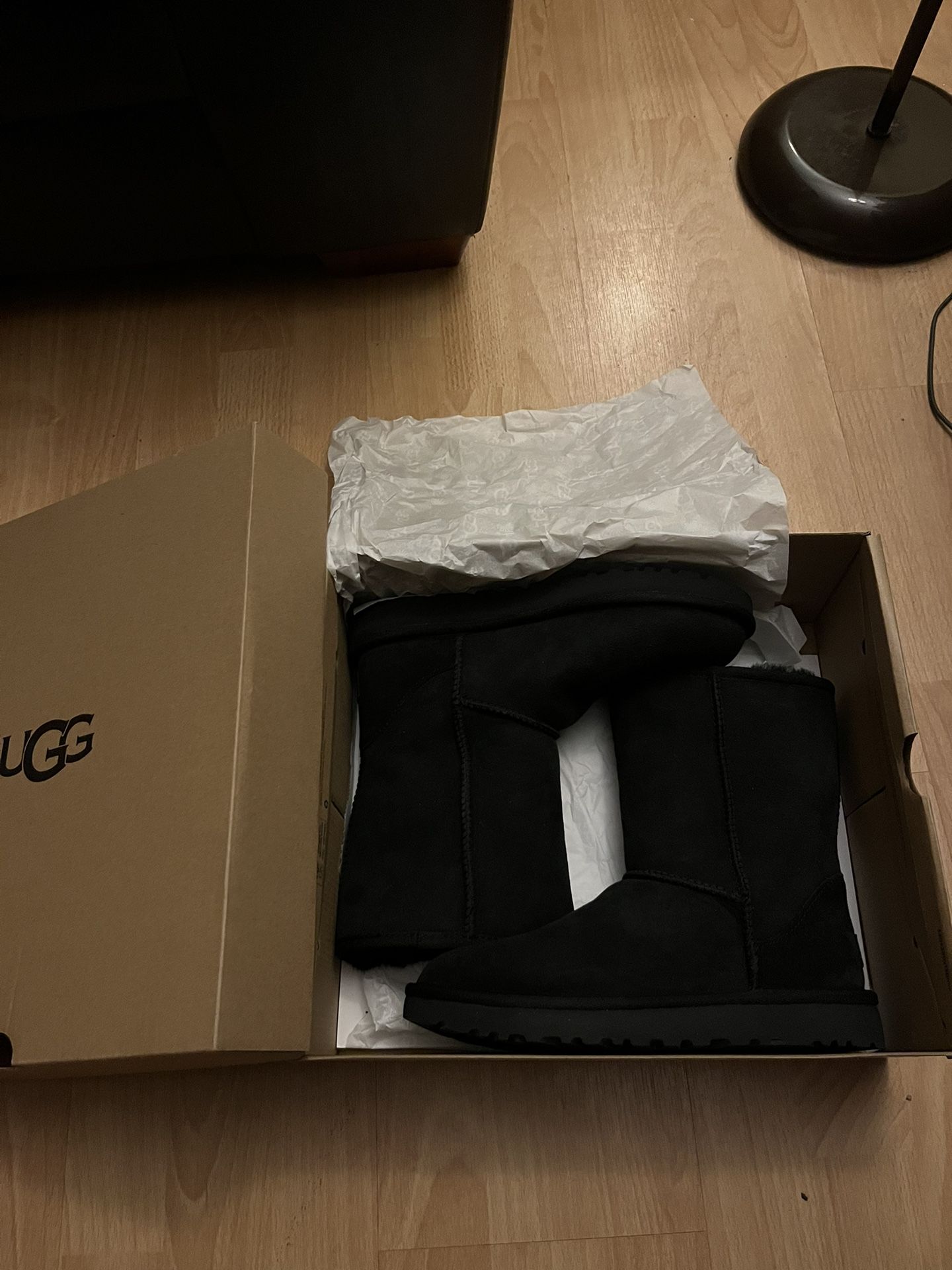 UGGS Classic Short Black Boots 