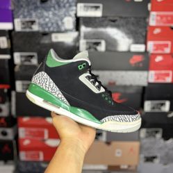 Jordan 3 “Pine Green” Size 8.5M 