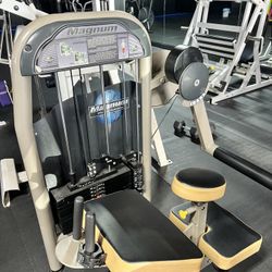 Magnum Glute Kick Back 