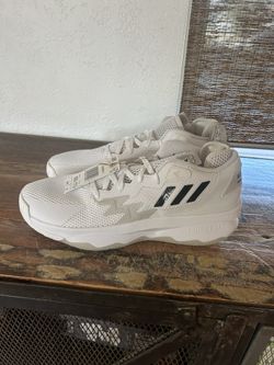 Adidas Dame 8 ‘One cloud White’