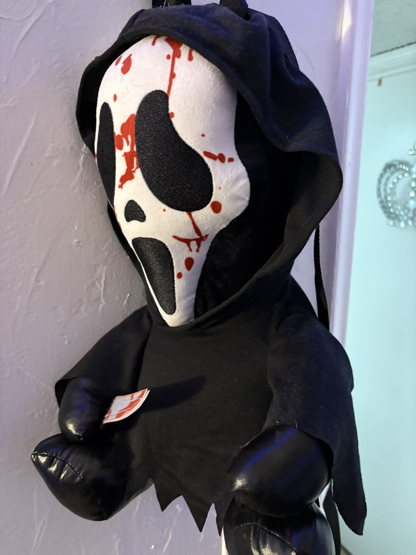 Scream Doll