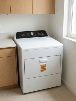 2025 Whirlpool WGD5010LW 7 cu ft Gas Dryer Like New White - Glenn Heights, TX
