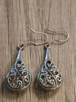 Silver Filigree Teardrop Dangle Earrings