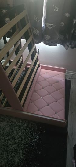 Toddler Bed with Pink Tufted headboard