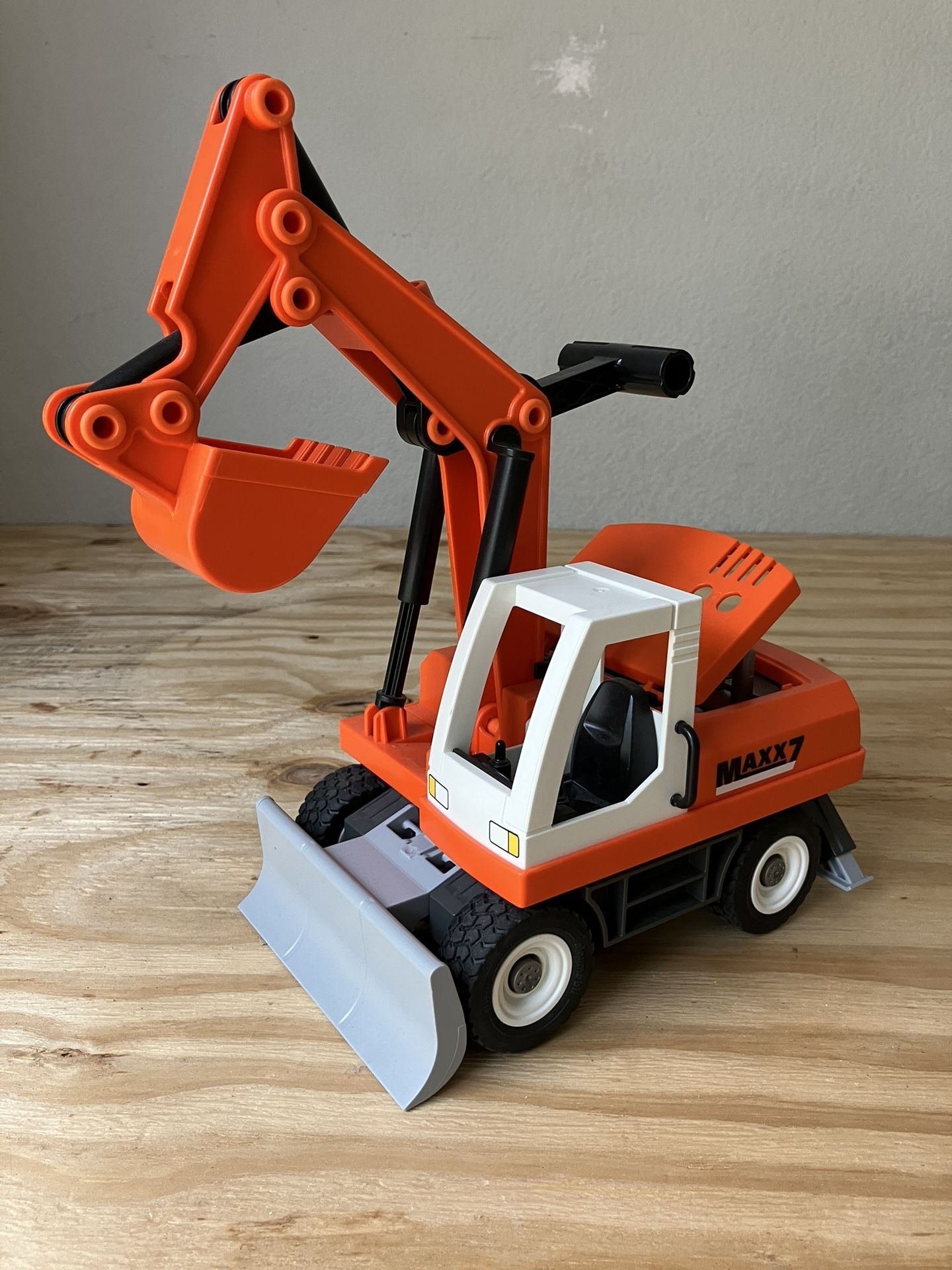 Playmobil City Action Construction 9800 Shovel Excavator w Clearing Blade 6860