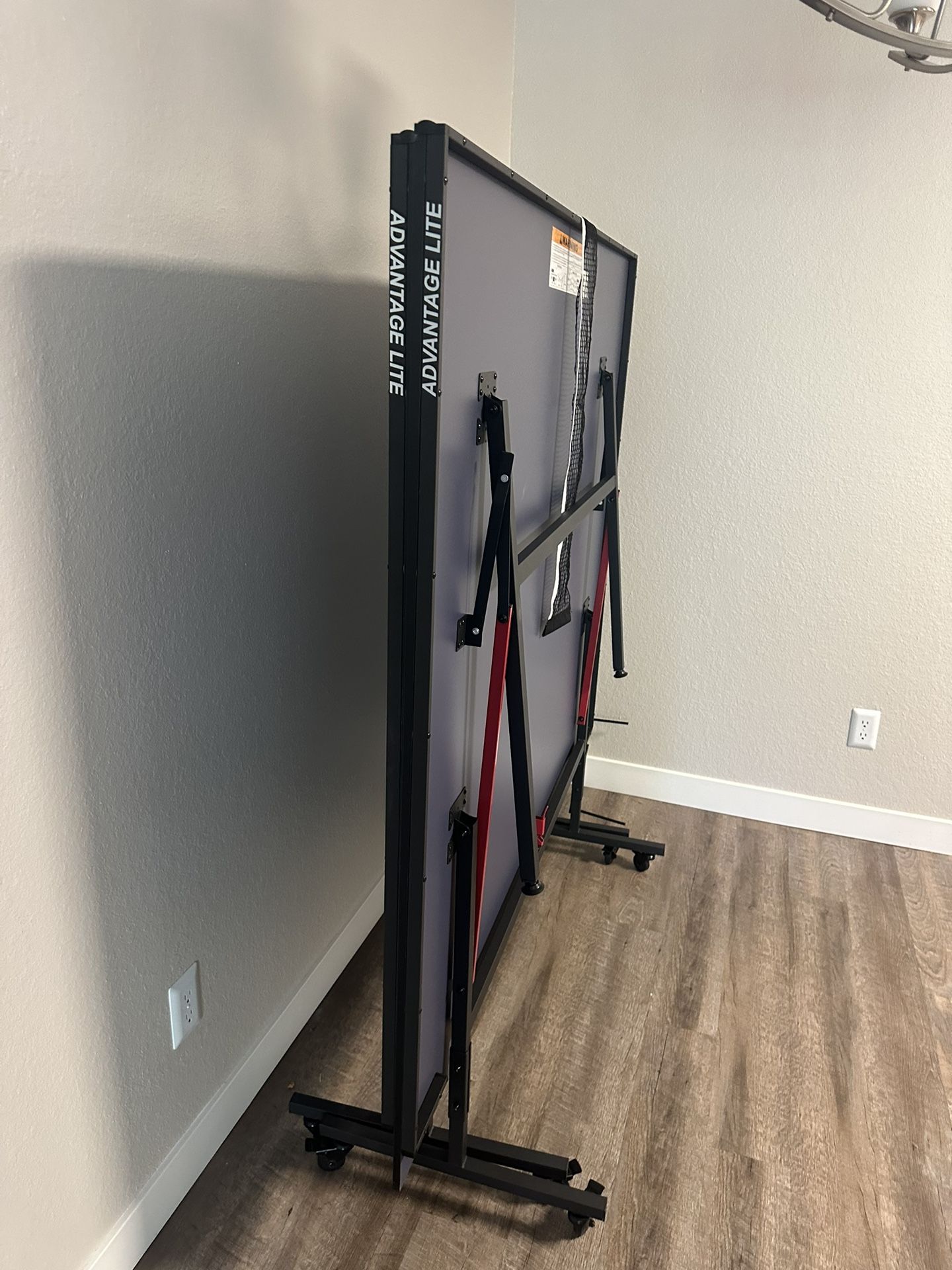 Advantage Lite Full Size Ping Pong Table, Like New