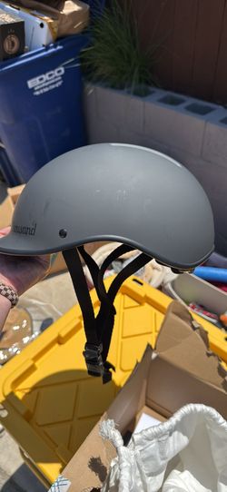 Thousand Helmet