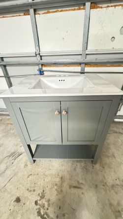 30” Vanity with Sink & Mirrow