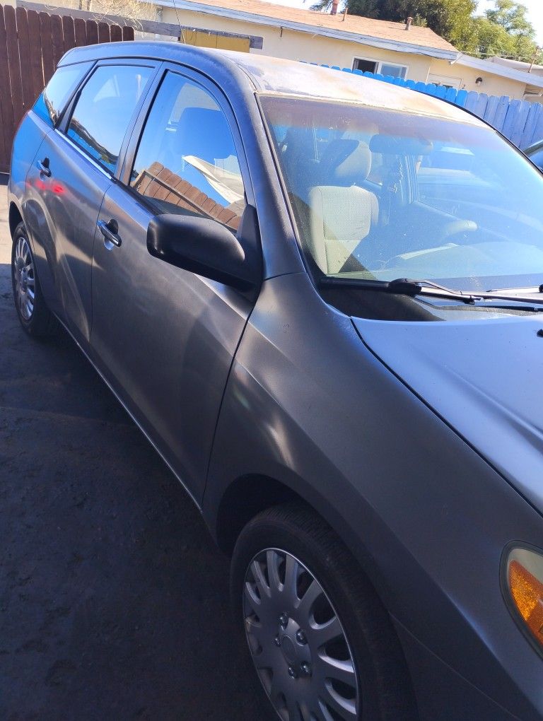 2004 Toyota Matrix