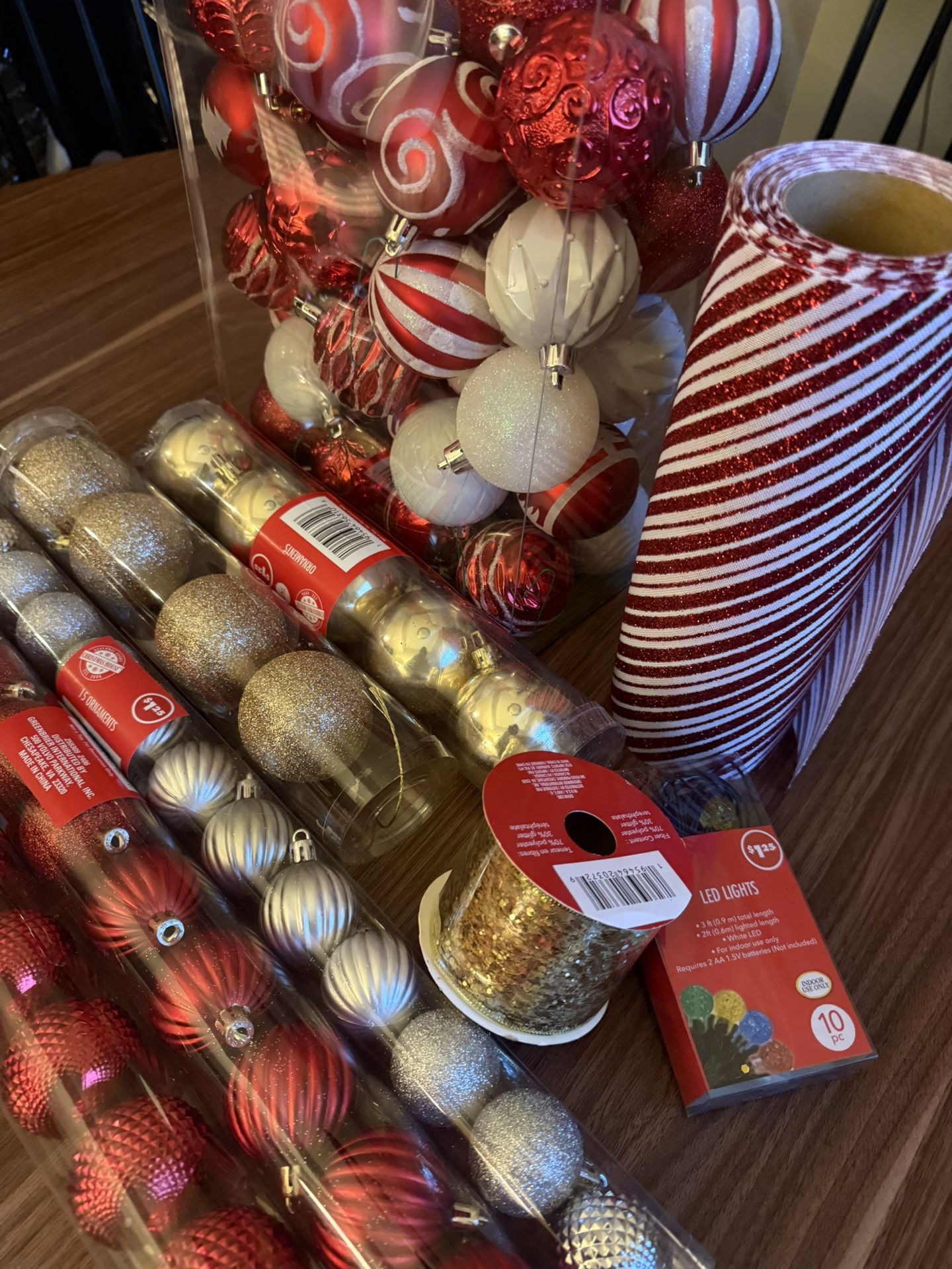 Free Christmas Ornaments Pending