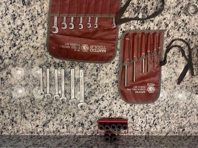 Matco tools : METRIC COMBINATION WRENCH, Open End Angled Wrench Set,ROLL PIN Punch, torx sockets