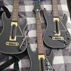 Guitar Hero Live Bundle for PS4 (3 Guitars & 2 Dongles)