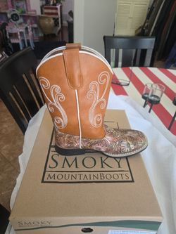Smoky Mountain Kids Western Boots – Floralie Brown – Size 4 – Like New