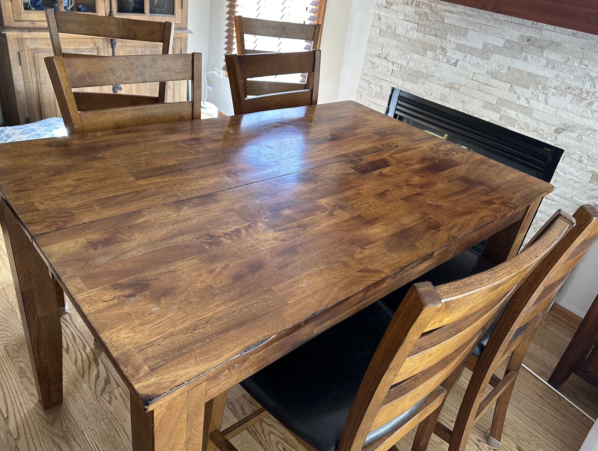 Kitchen Table And Six chairs