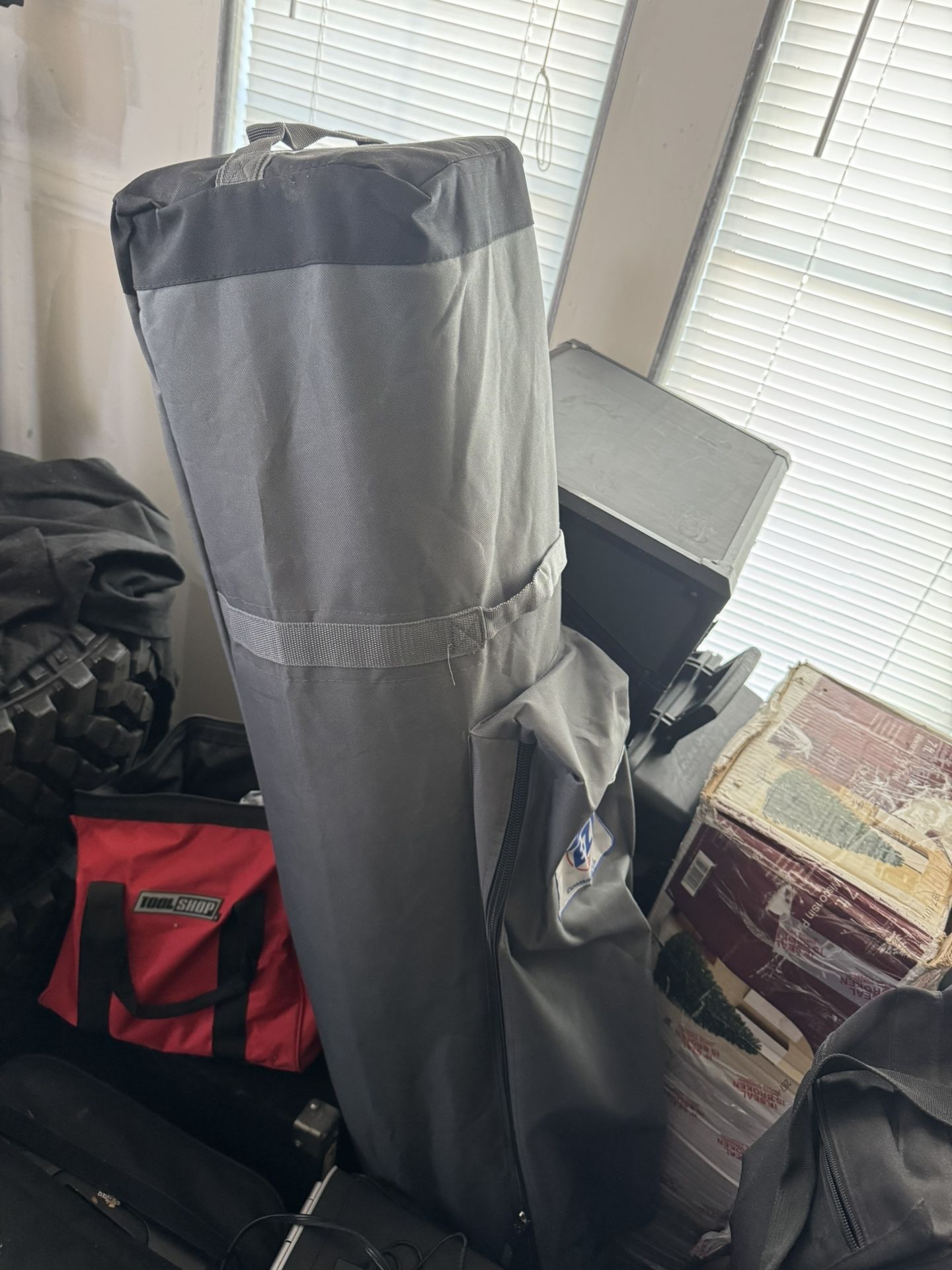 E-Z UP 10 x 10 Tent - Heavy Duty