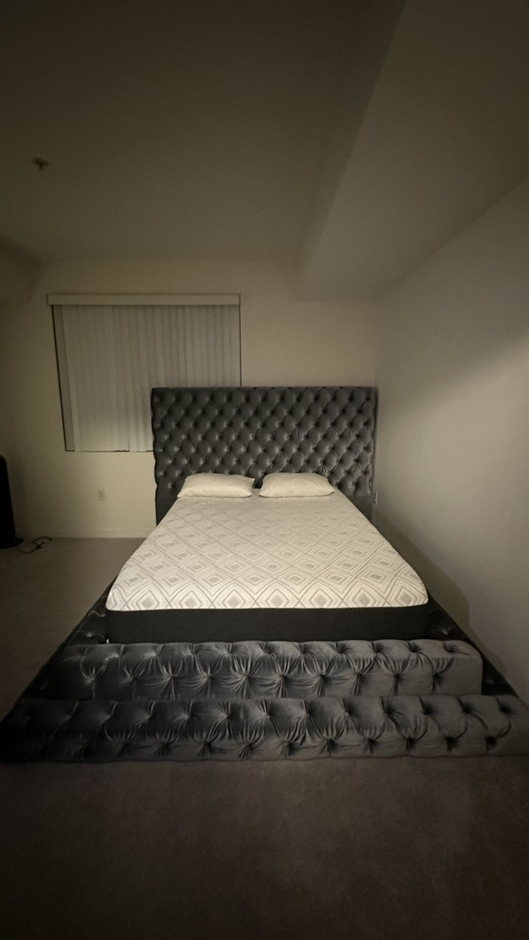 Grey Velvet Chesterfield-Style Queen Bed