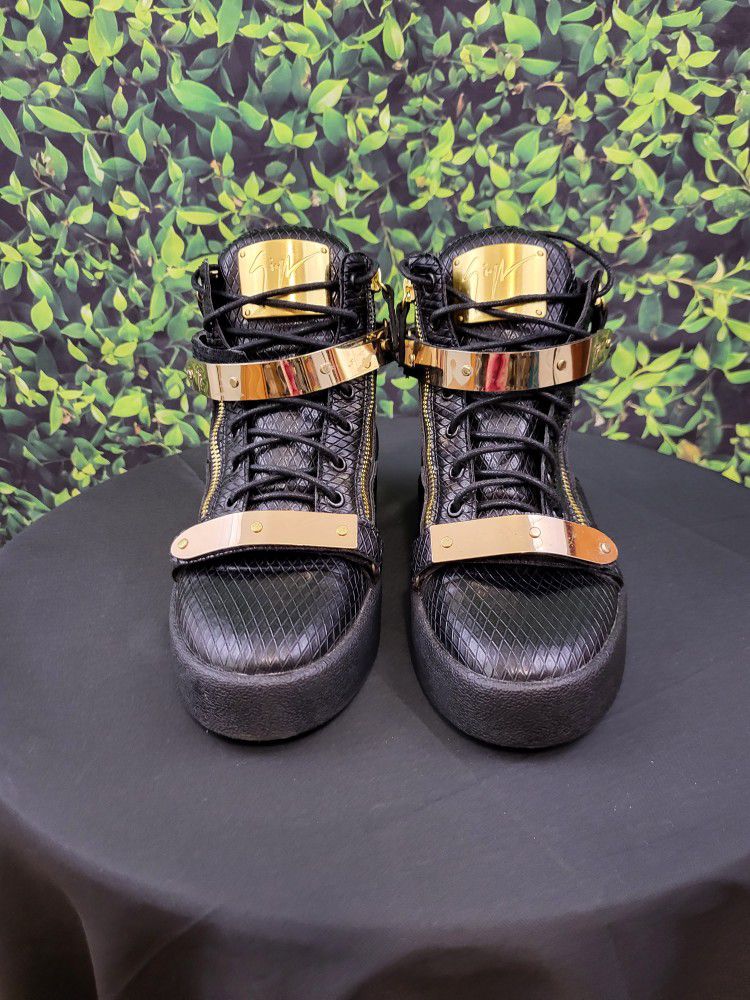 Giuseppe Zanotti Women's Hi-Top Leather Sneakers Size 10