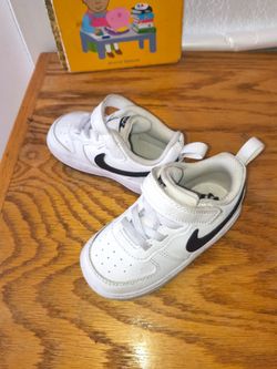 Toddler shoes size 6