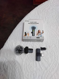 Clip on microphone