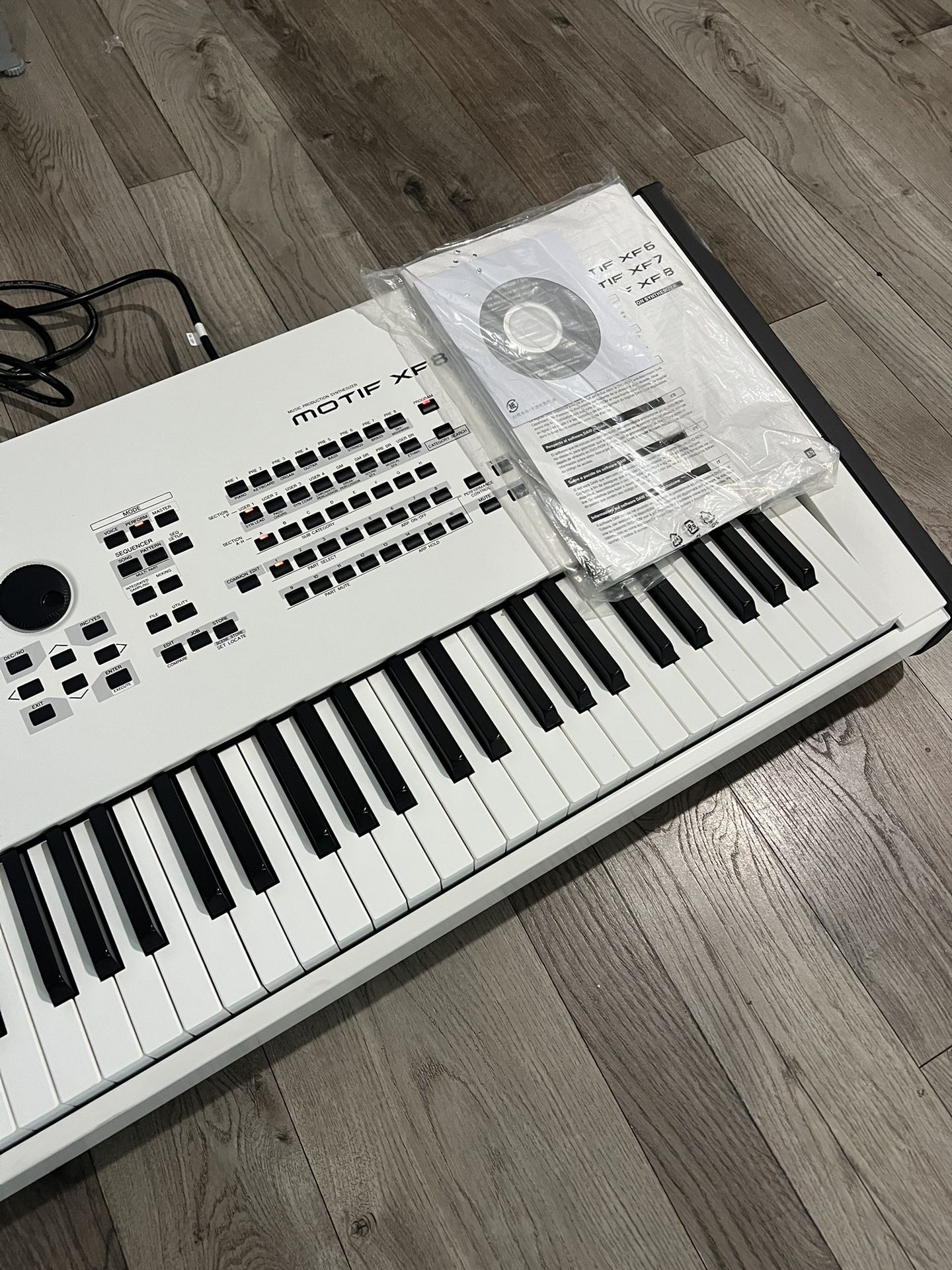 Yamaha Motif XF8 White for Sale in Lincoln Acres, CA - OfferUp