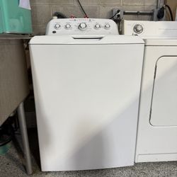 $300 For BOTH Selling Washer And Electric Dryer 