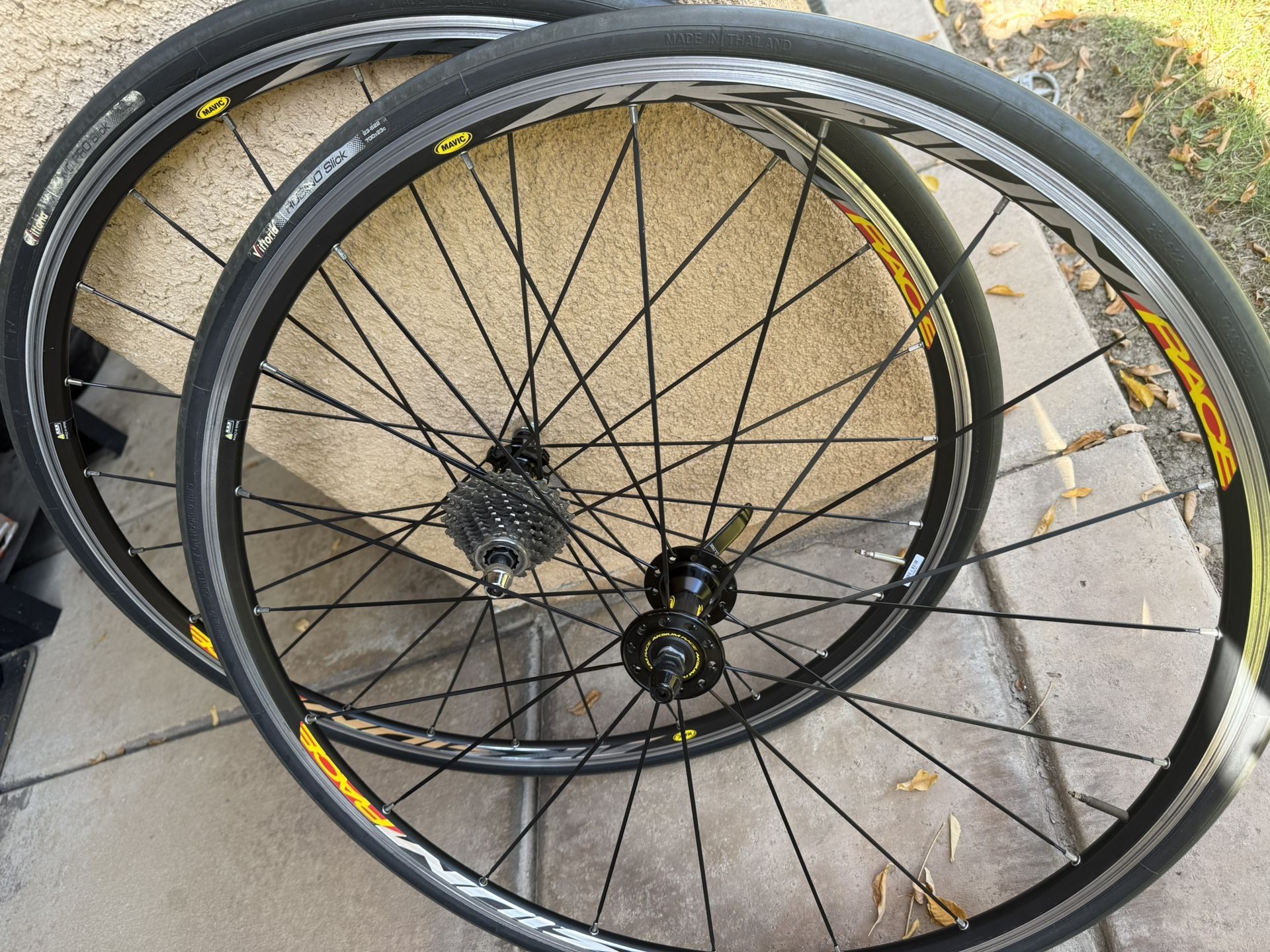 Mavic Aksium Race Wheelset