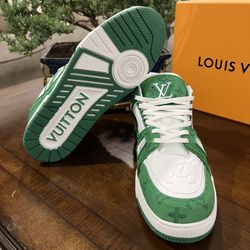 New LV Men’s Shoes.