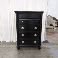 Klaussner Black Five-Drawer Chest with Turned Feet