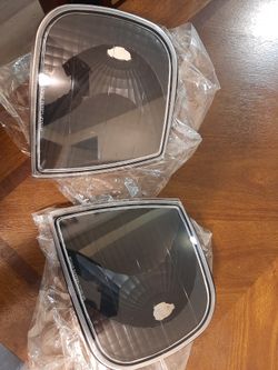 New/ Unused 97-00 Ford F150 JDM Black Corner Lights