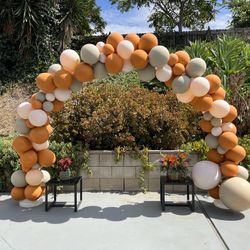 Balloon Garlands By Ashley 🎈