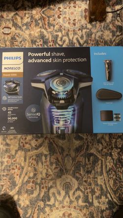 Philips norelco shaver 6900