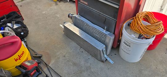 Treadstone TR6 Intercooler 2.5" Inlet/Outlet