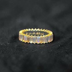 BaubleBar “Mini Alidia” Pink Iridescent Ombré Eternity Stackable Ring Size 8