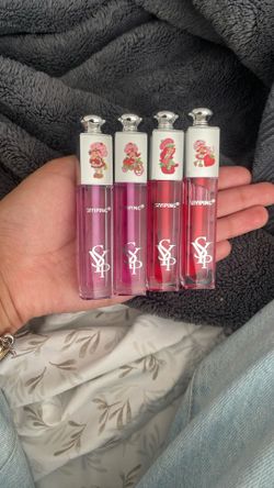 Lip gloss Read full description 