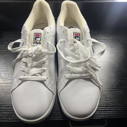 white filas size 10 men