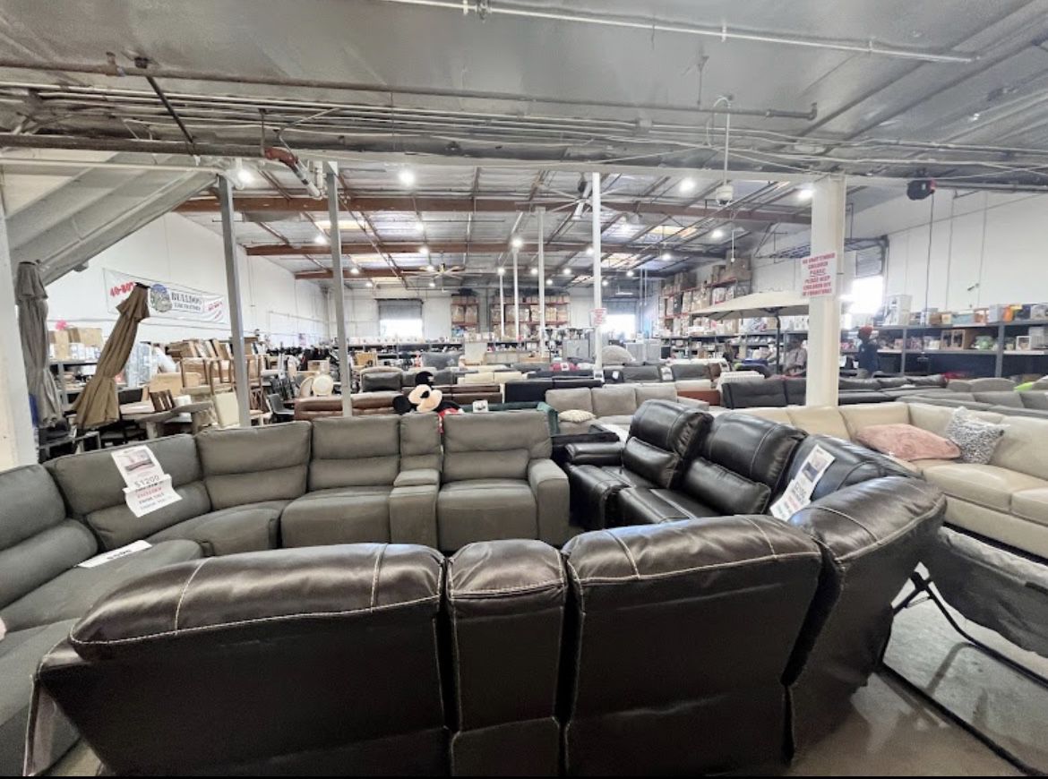 Sectional Sofa for Sale in Palmdale, CA - OfferUp