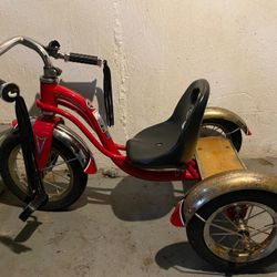 Schwinn Roadster Tricycle 12" Red.
