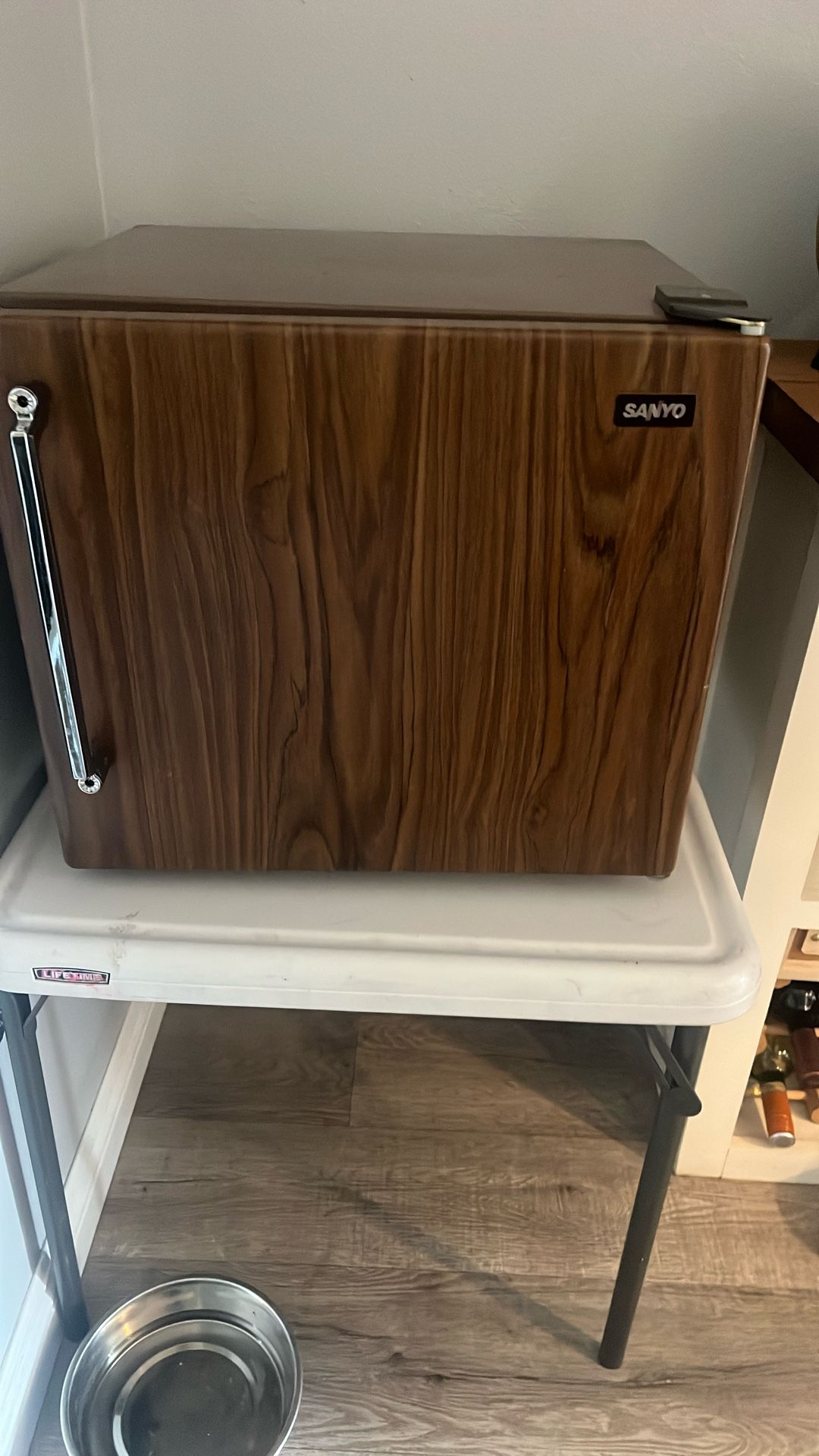 Mini Fridge