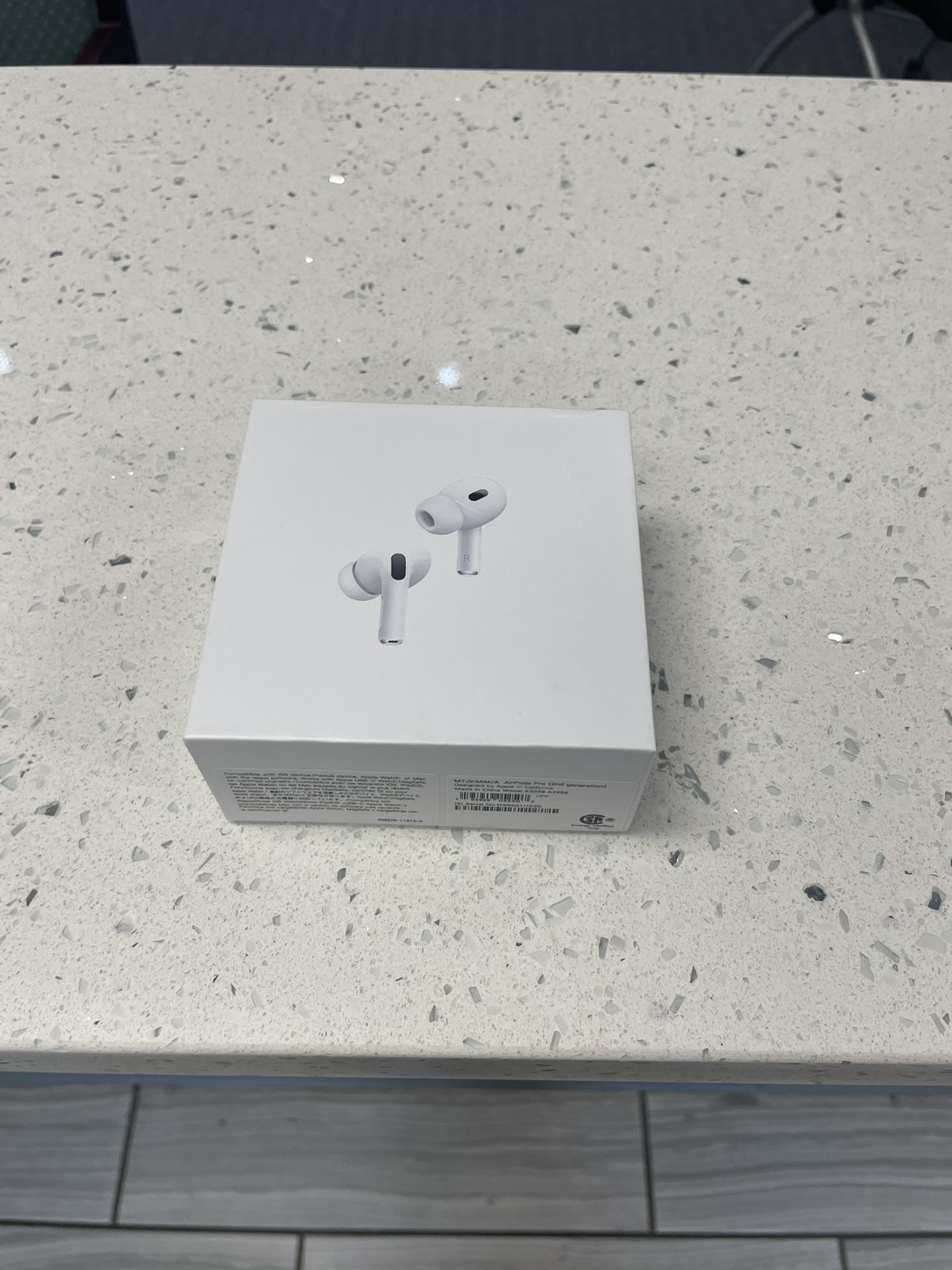 AirPods Pro (2nd Generation) With Apple Warrenty