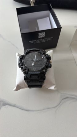 Brand new Activa X Invicta Digital Men's Watch - 49mm. Black