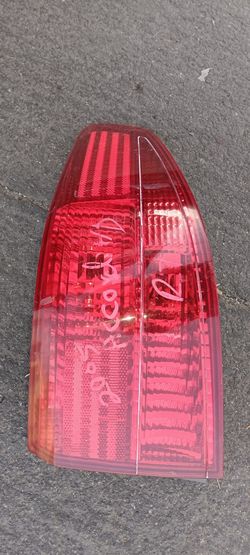 2005 Honda Accord Right Tail Light