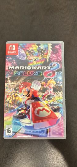 Mario is Kart 8 Deluxe - Nintendo Switch