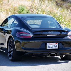 2016 Porsche Cayman Black Edition *EXTREMELY LOW MILES*