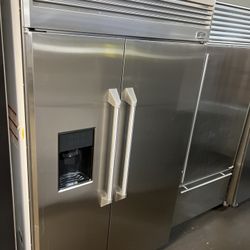 GE MONOGRAM 48”WIDE BUILT IN STAINLESS STEEL SIDE BY SIDE REFRIGERATOR 