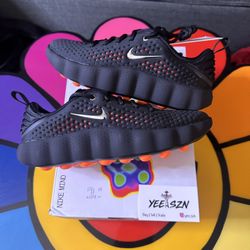 Nike Mind 002 Women 9.5 / 8 Men New Black 
